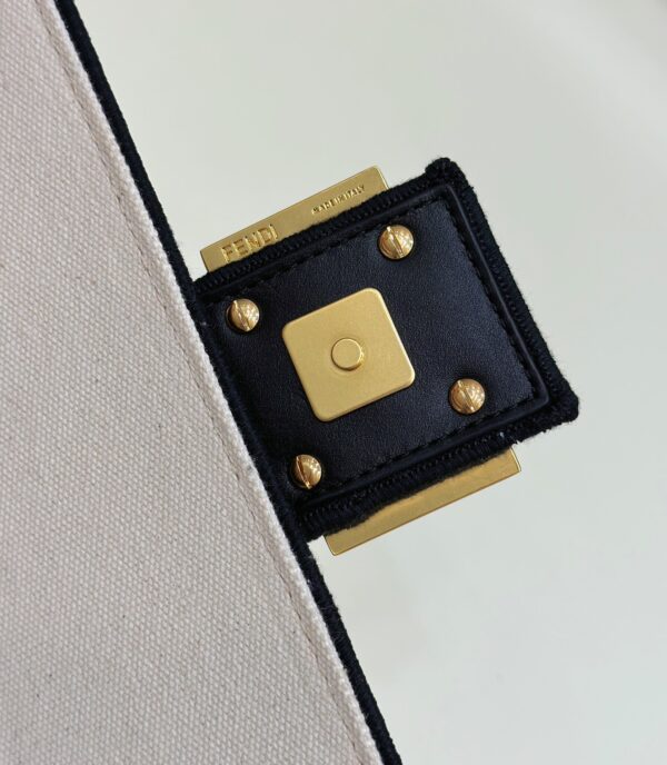 Fendi Baguette Bag