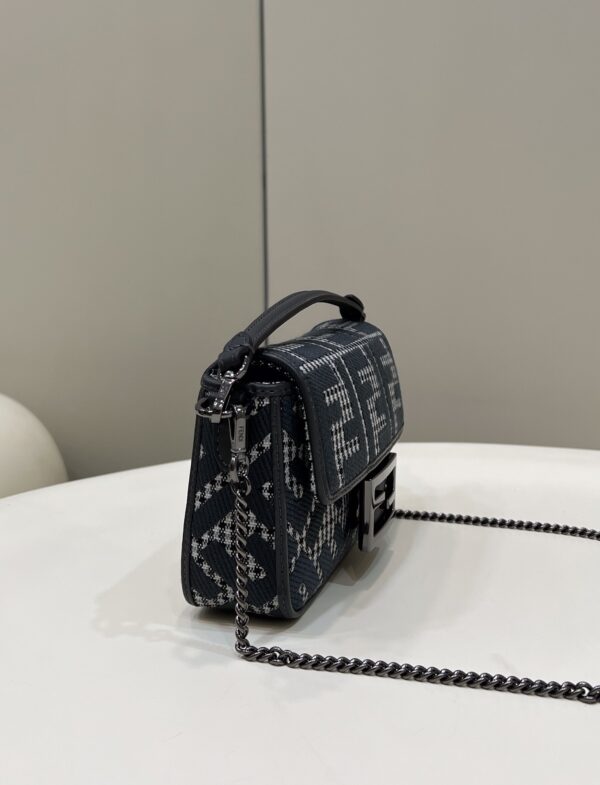 Fendi Baguette mini Bag
