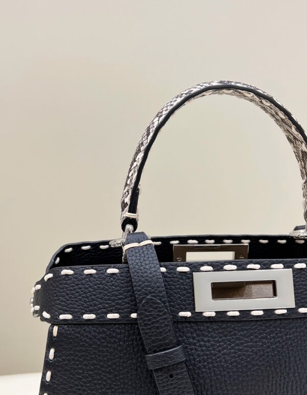FENDI PEEKABOO MEDIUM BAG