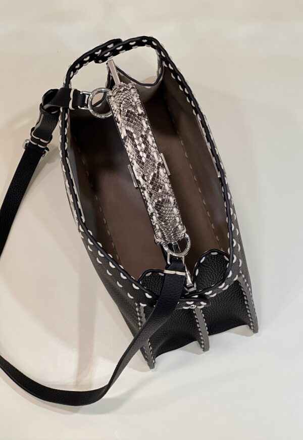 FENDI PEEKABOO MEDIUM BAG