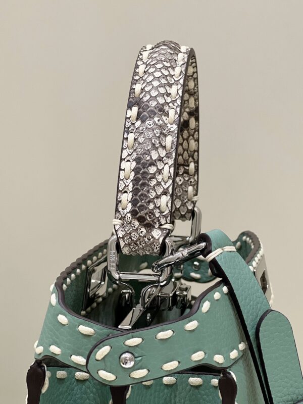 FENDI PEEKABOO MEDIUM BAG