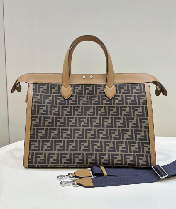 Fendi Peekaboo ISeeU Forty8