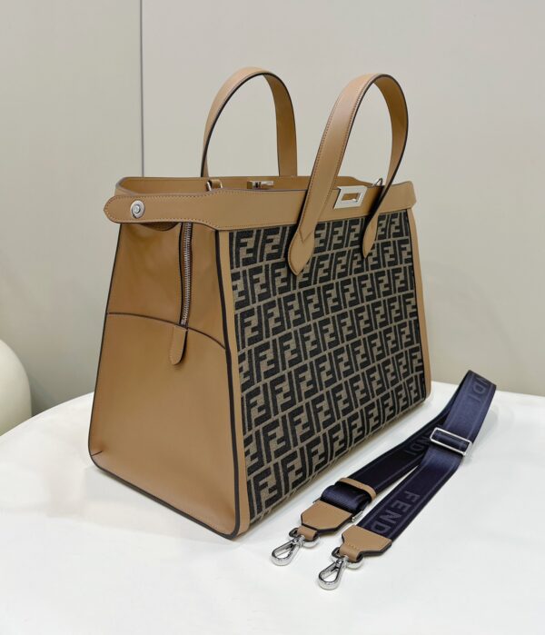 Fendi Peekaboo ISeeU Forty8