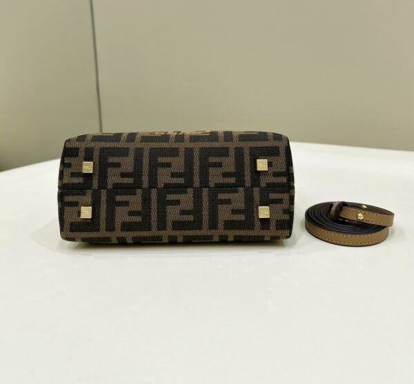 Fendi Lconic By the way Boston