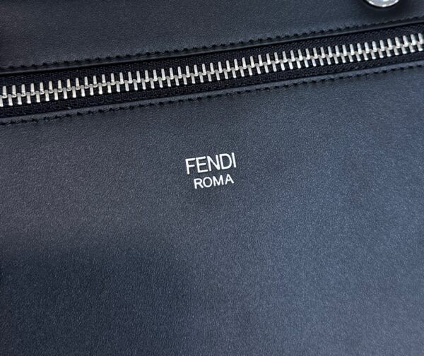 Fendi Peekaboo ISeeU