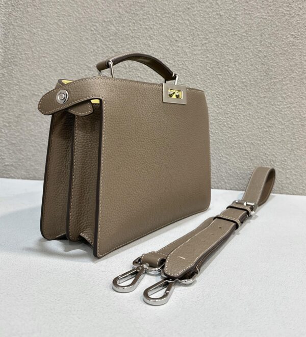 Fendi Peekaboo ISeeU