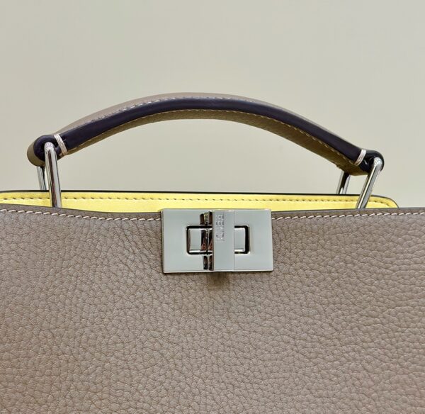 Fendi Peekaboo ISeeU