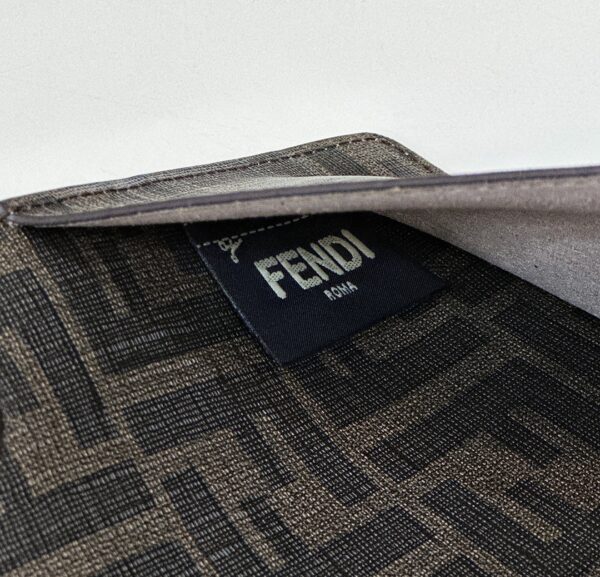 Fendi Peekaboo ISeeU