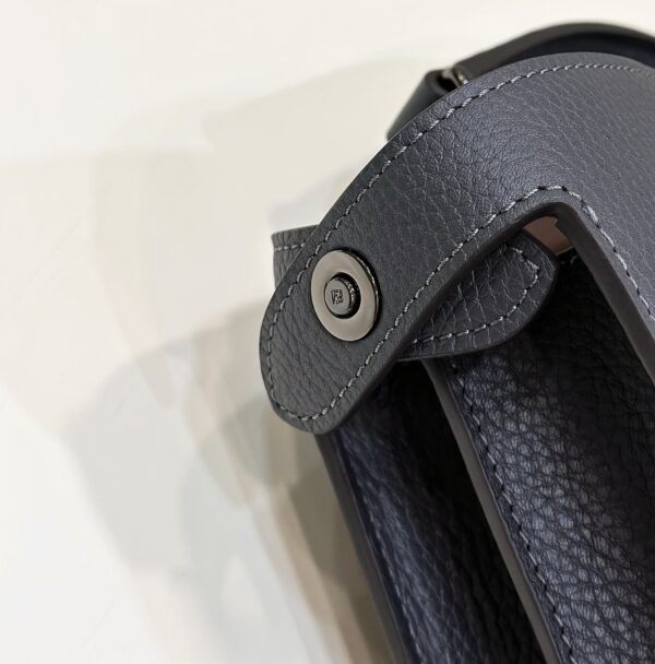 Fendi Peekaboo ISeeU