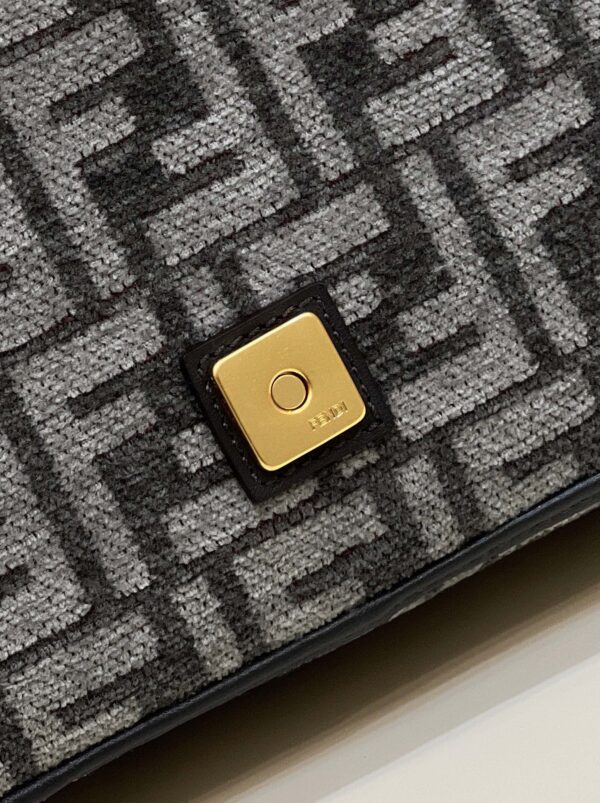 Fendi Baguette