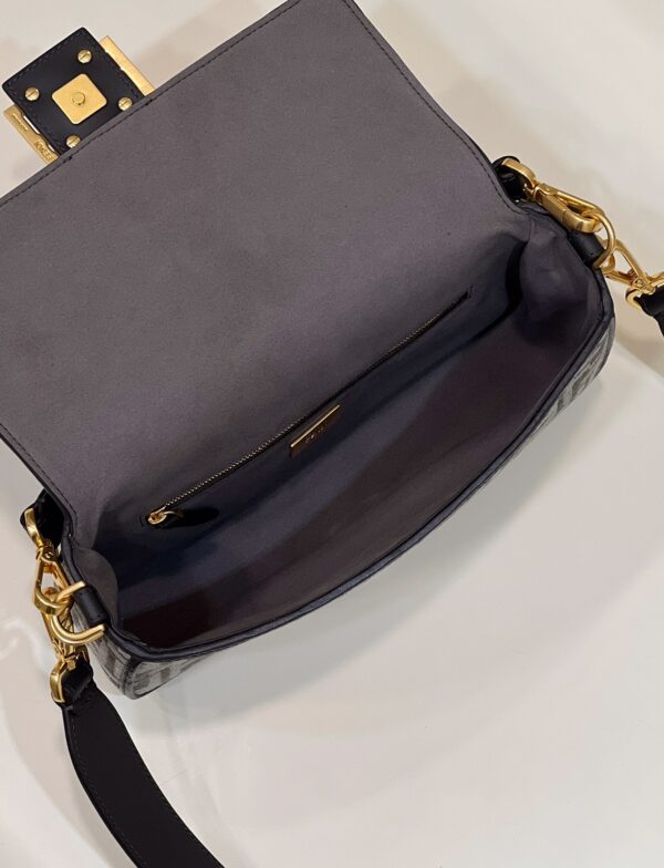 Fendi Baguette
