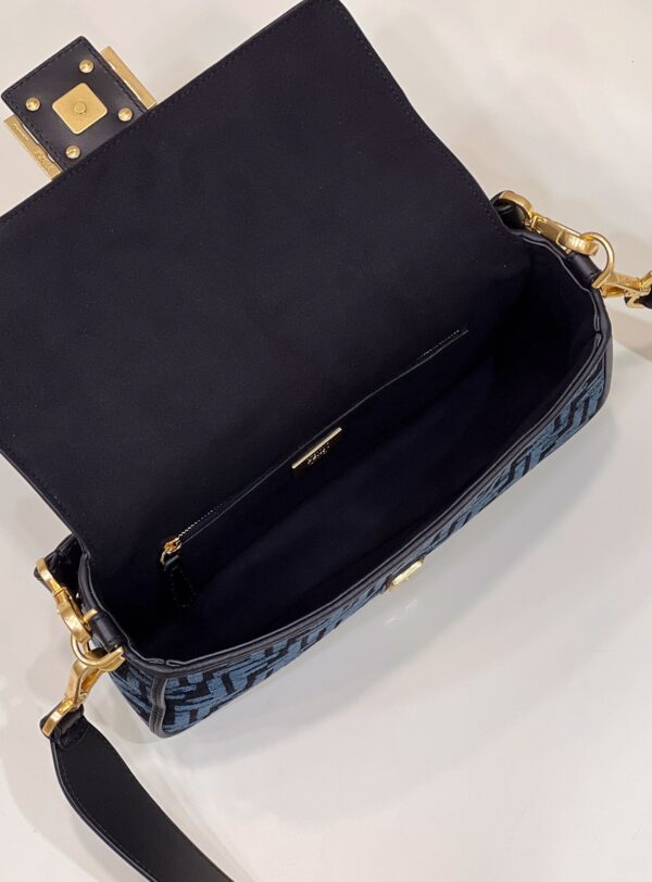 Fendi Baguette