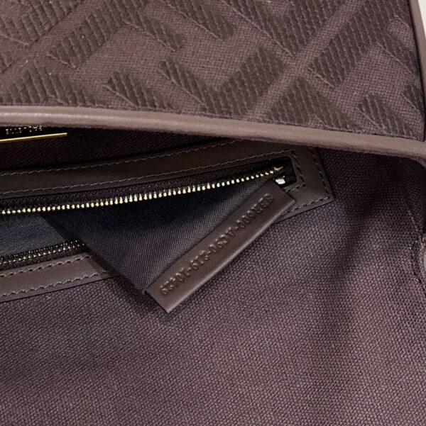 Fendi Baguette
