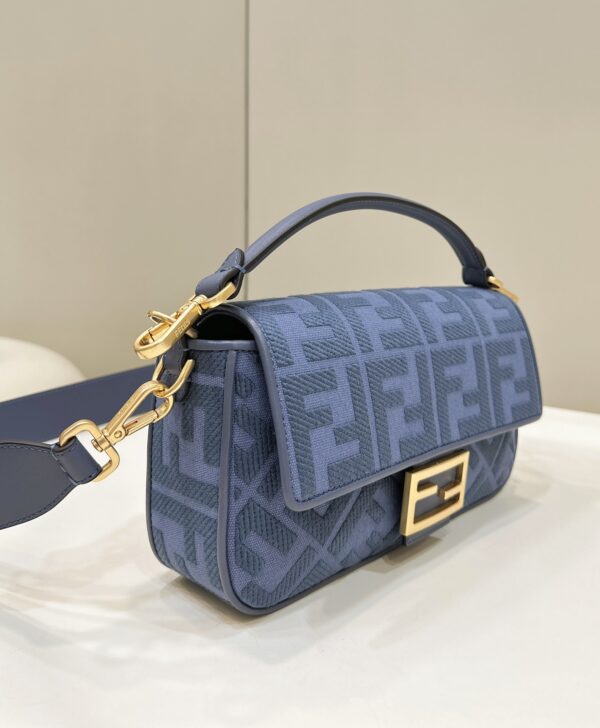 Fendi Baguette