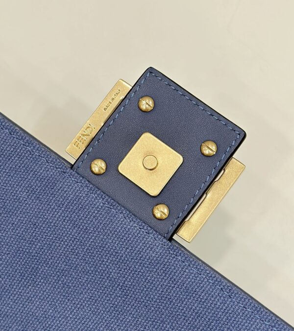 Fendi Baguette