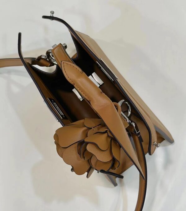 Fendi peekaboo