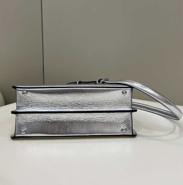 Fendi New Style  Peekaboo I See U