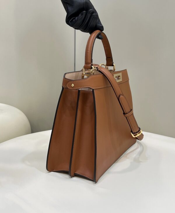 Fendi New Style  Peekaboo I See U