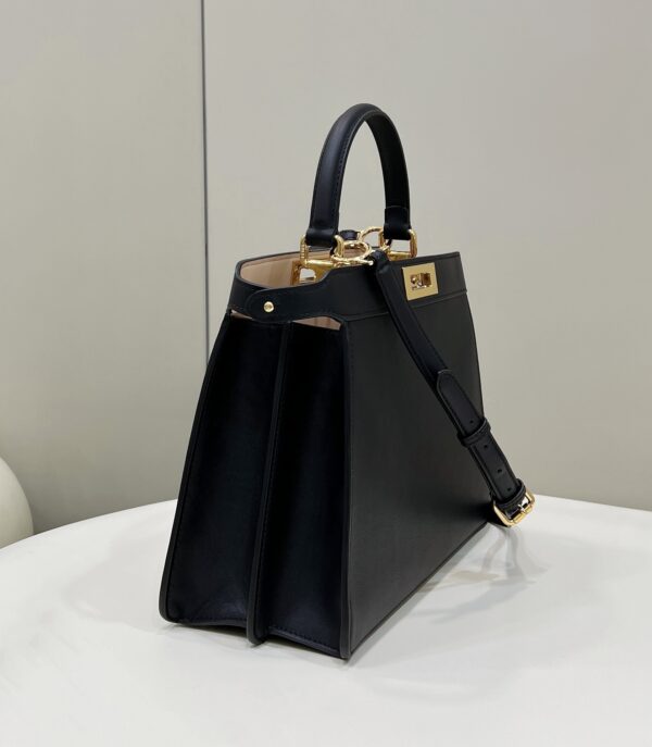 Fendi New Style  Peekaboo I See U