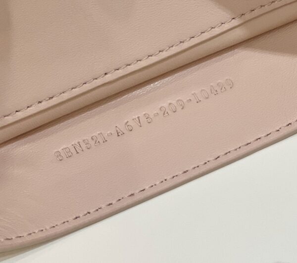 Fendi New Style  Peekaboo I See U