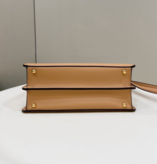 Fendi New Style  Peekaboo I See U