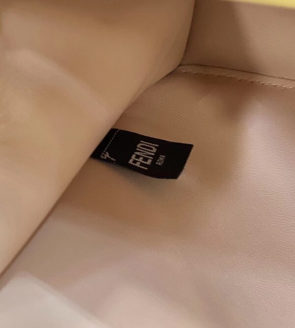 Fendi New Style  Peekaboo I See U