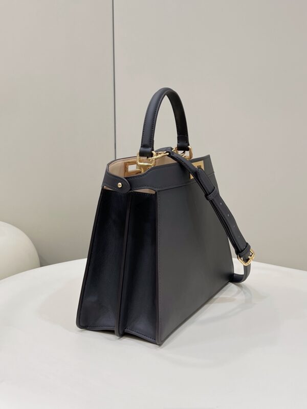 Fendi New Style  Peekaboo I See U