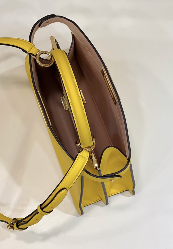 Fendi New Style  Peekaboo I See U
