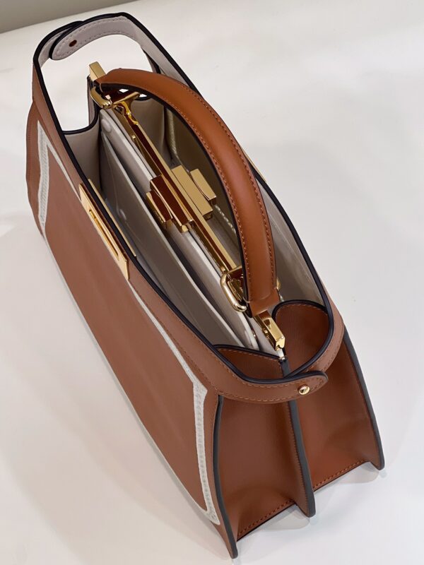 Fendi New Style  Peekaboo I See U