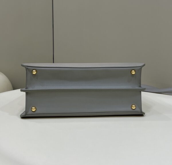 Fendi New Style  Peekaboo I See U
