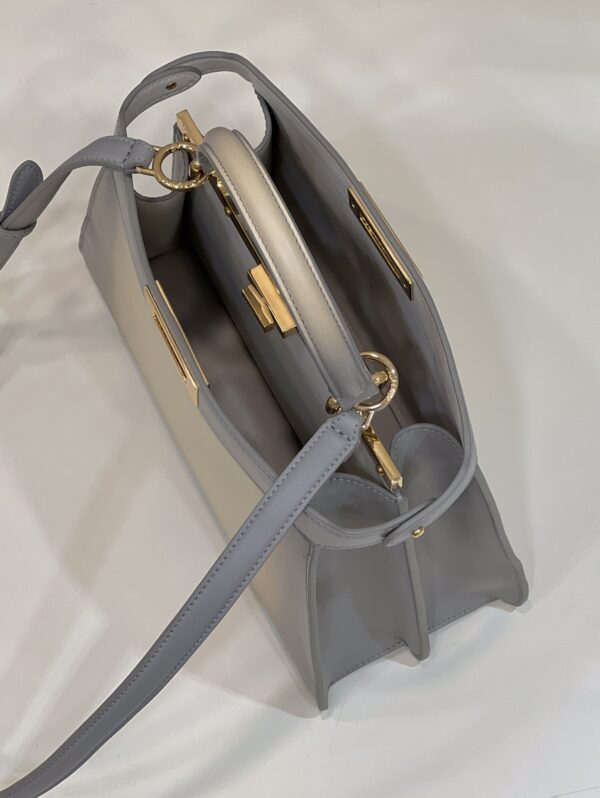 Fendi New Style  Peekaboo I See U