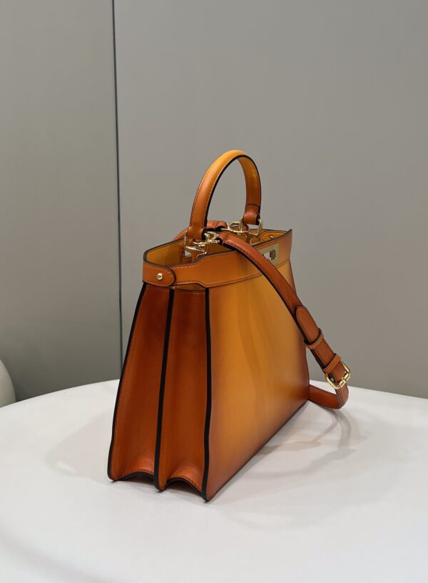 Fendi New Style  Peekaboo I See U