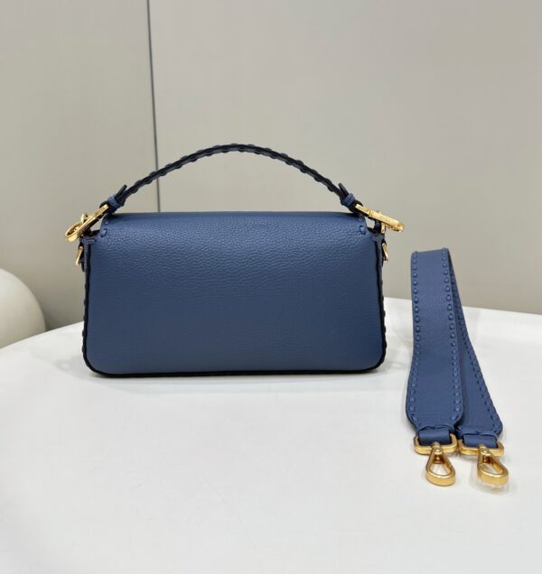 FENDI BAGUETTE