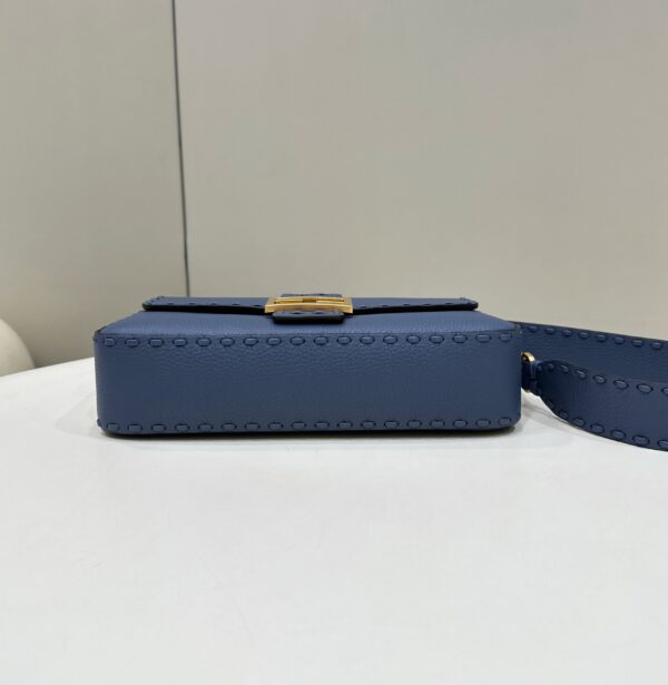FENDI BAGUETTE