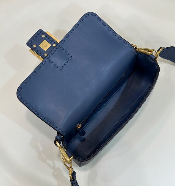 FENDI BAGUETTE