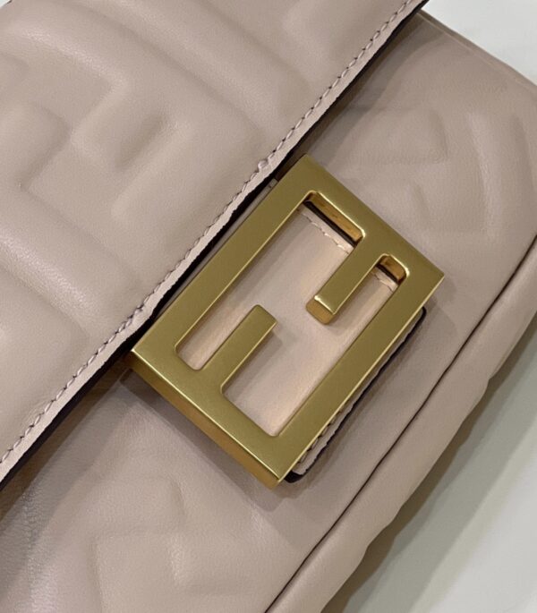 Fendi Baguette Mini