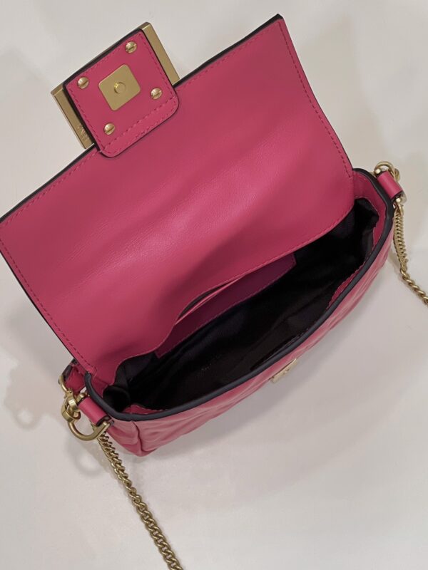 Fendi Baguette Mini