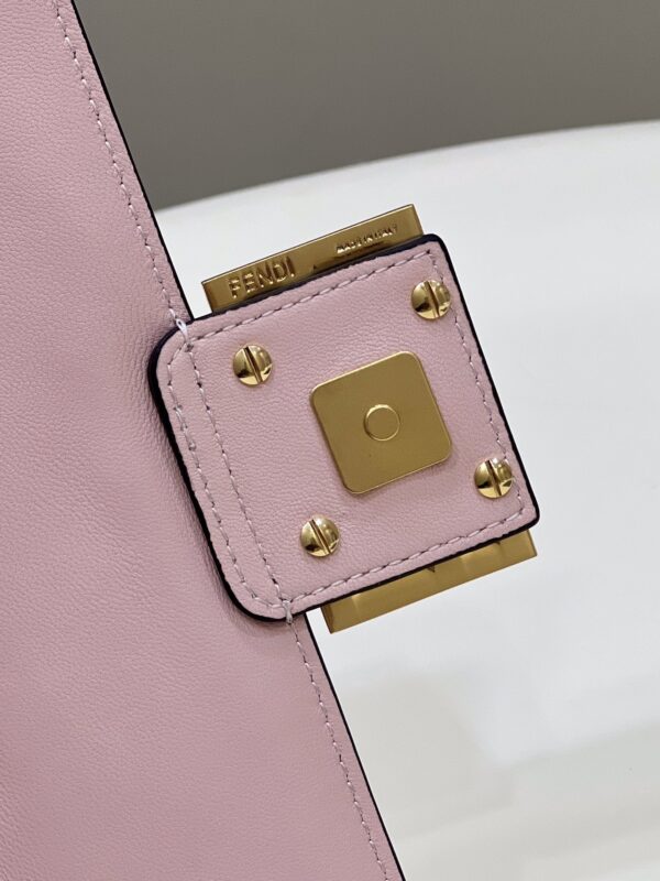 Fendi Baguette Mini