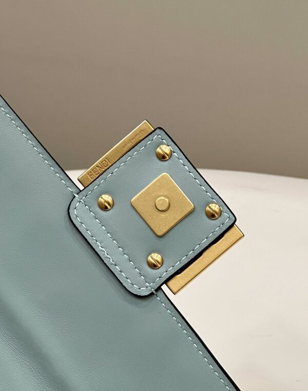 Fendi Baguette Mini