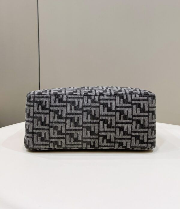 Fendi O’Lock Bag