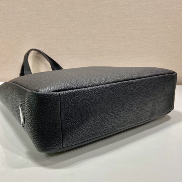 Prada Leather tote bag