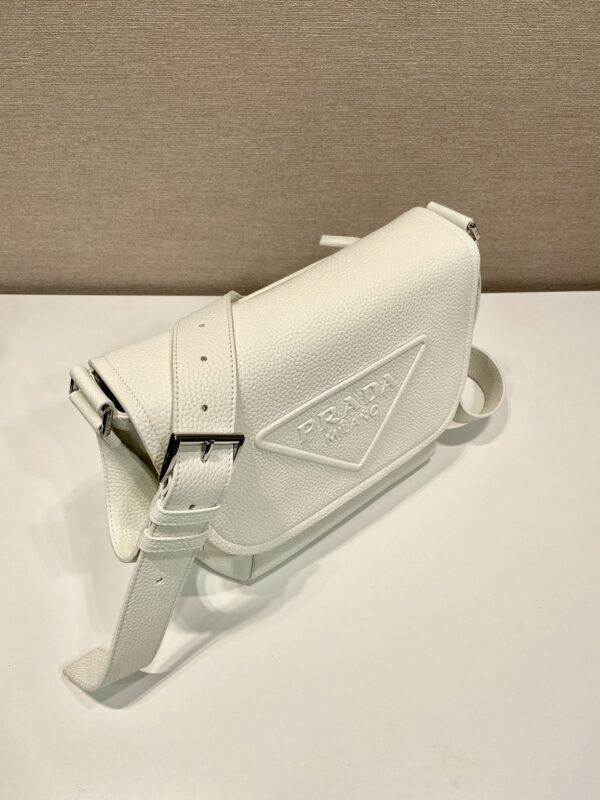 Leather bag with shoulder strap