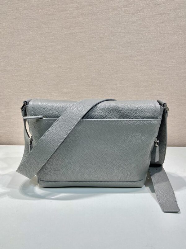 Prada Leather bag with shoulder strap