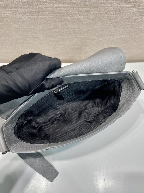 Prada Leather bag with shoulder strap