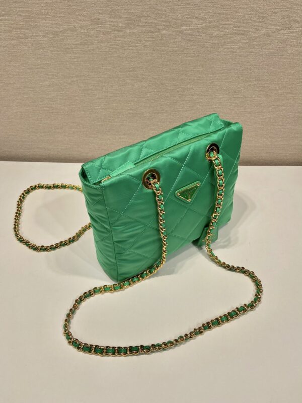 Prada Re-Edition 1995 Chaîne Re-Nylon tote bag