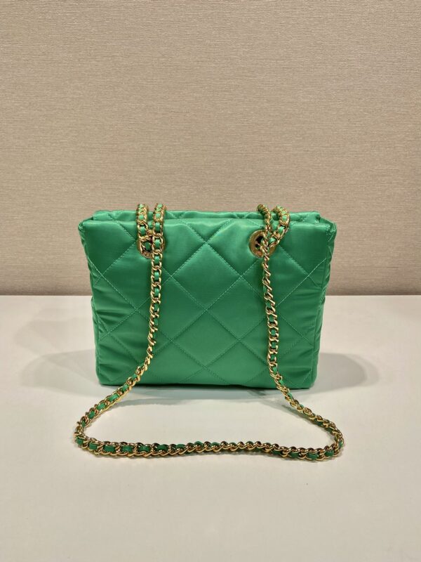 Prada Re-Edition 1995 Chaîne Re-Nylon tote bag