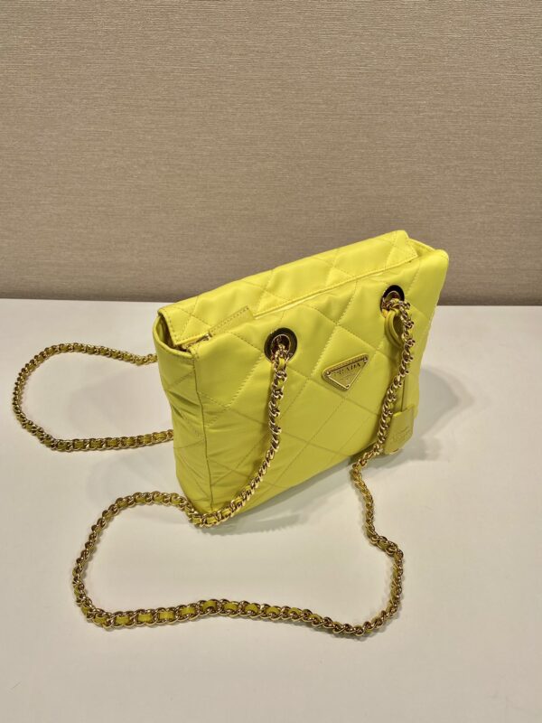 Prada Re-Edition 1995 Chaîne Re-Nylon tote bag