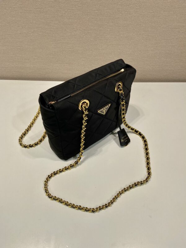 Prada Re-Edition 1995 Chaîne Re-Nylon tote bag