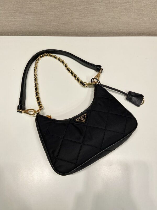 Prada Re-Edition 1995 Chaîne Re-Nylon mini-bag