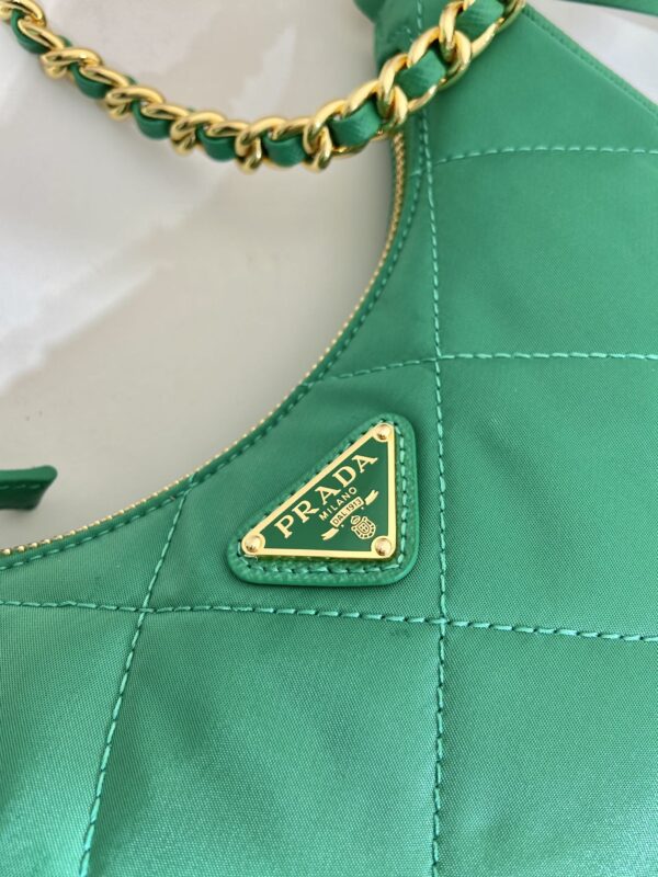 Prada Re-Edition 1995 Chaîne Re-Nylon mini-bag